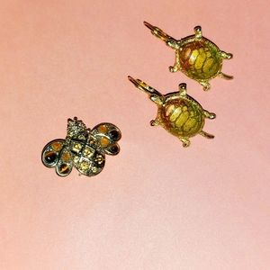 Lot of turtle earrings and bee pin